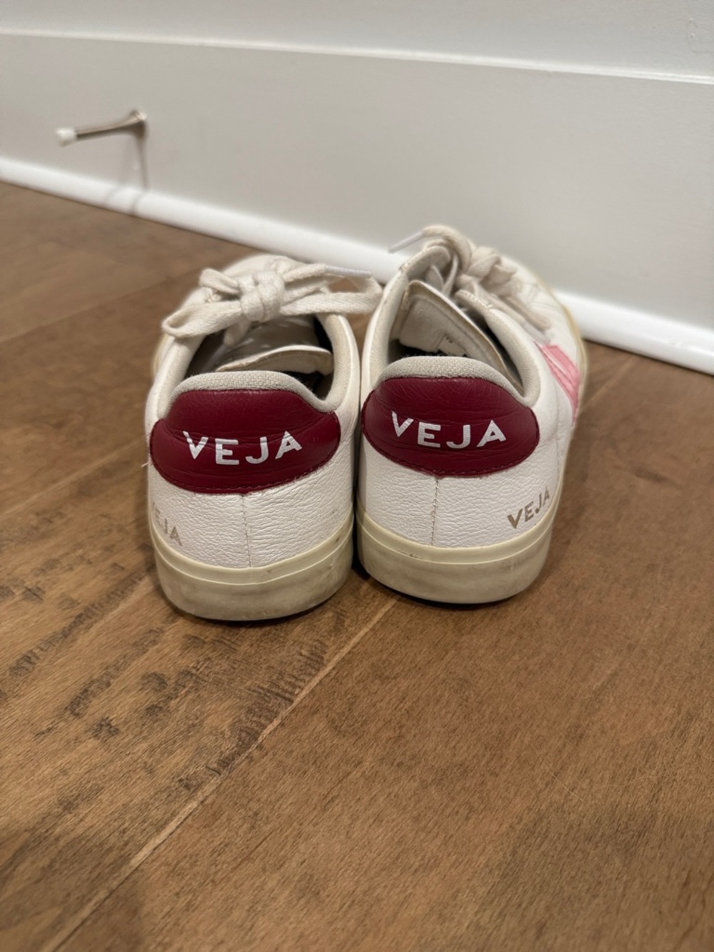 Vejas Campo Leather Sneakers Pink and Red - Picture 5 of 9